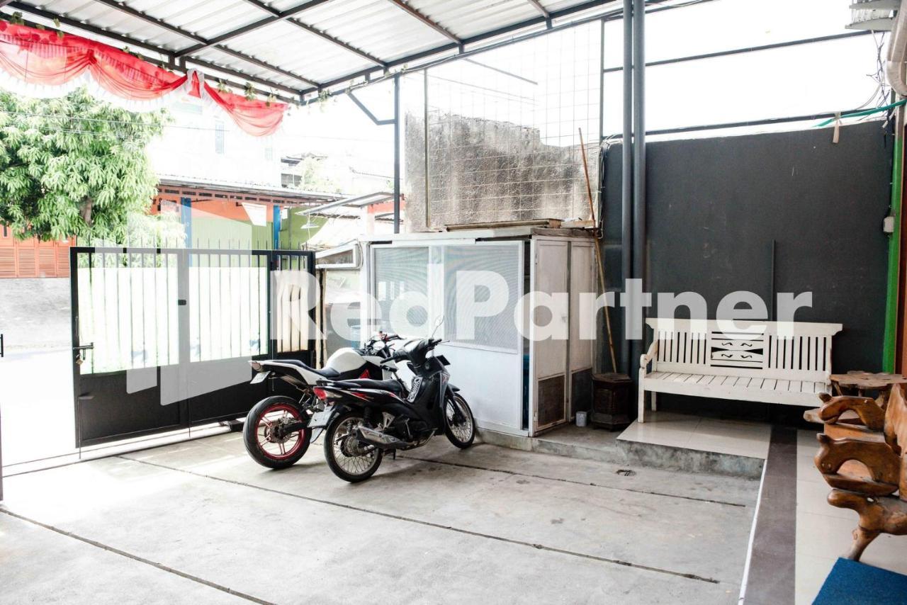 Happy Inn Puspo Mitra Reddoorz Jomblang Buitenkant foto